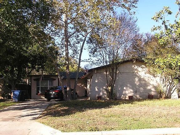 2nd image of 4335 Summer Wind St