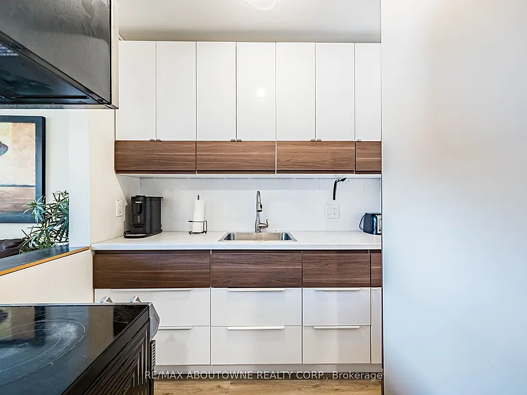 57 Mericourt Rd #203 — Photo 28