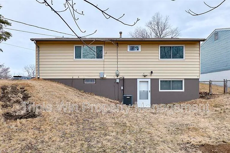 3049 Orton St — Photo 40