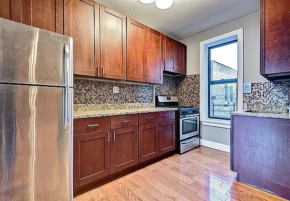 2nd image of 514 W 184th St APT 43
