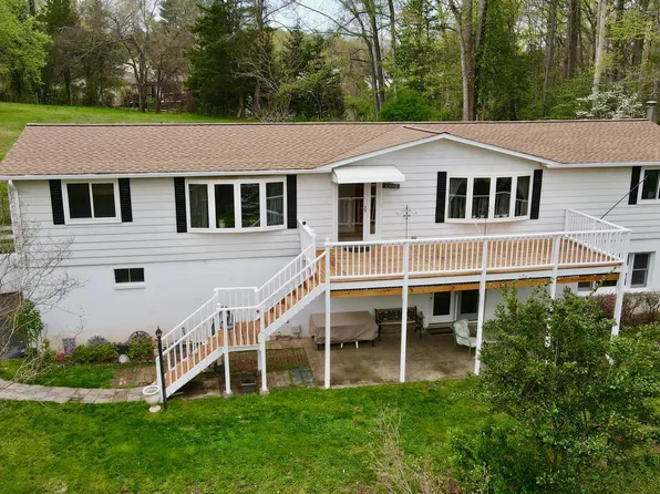 13690 Orlando Rd, Nokesville, VA 20181