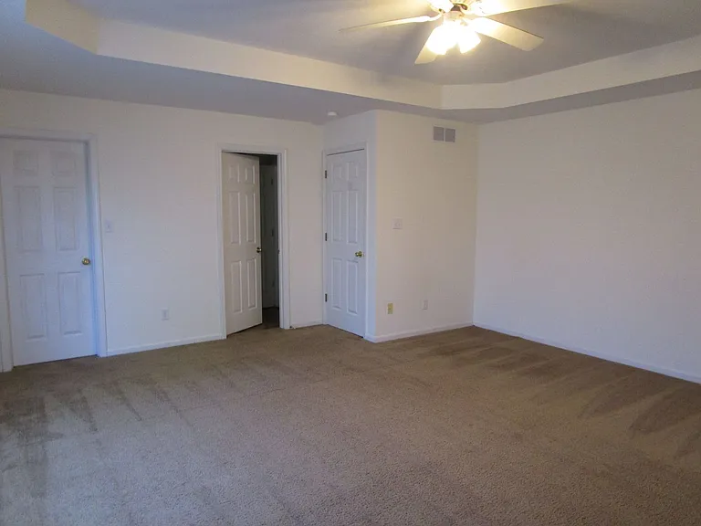 5001-5003 Betty Jean Way — Photo 23