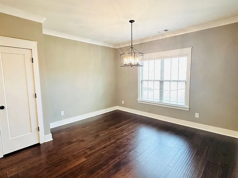102 Twisted Laurel Ln — Photo 13