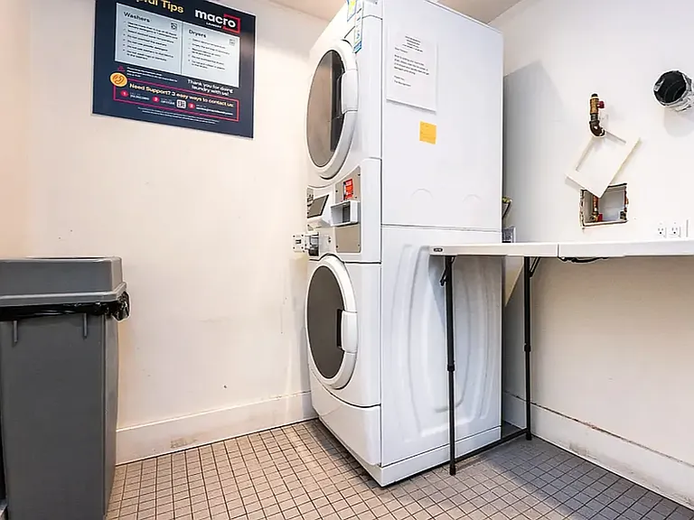 1499 Jefferson Ave #1F — Photo 15