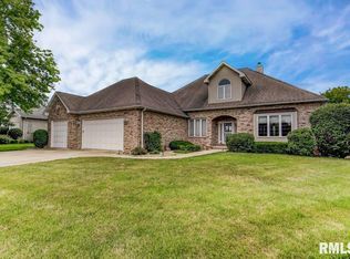 5104 Blackwolf Rd, Springfield, IL 62711