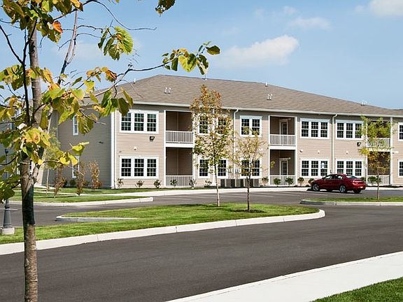 3rd image of 401 Bluestone Ct APT 213