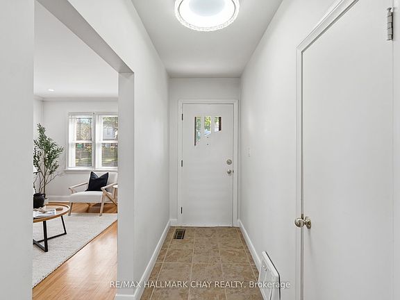 5th image of 174 Saint Vincent St