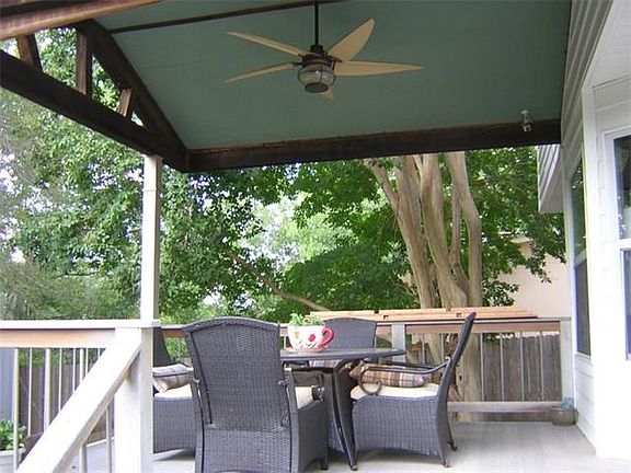 3rd image of 11922 Sky West Dr