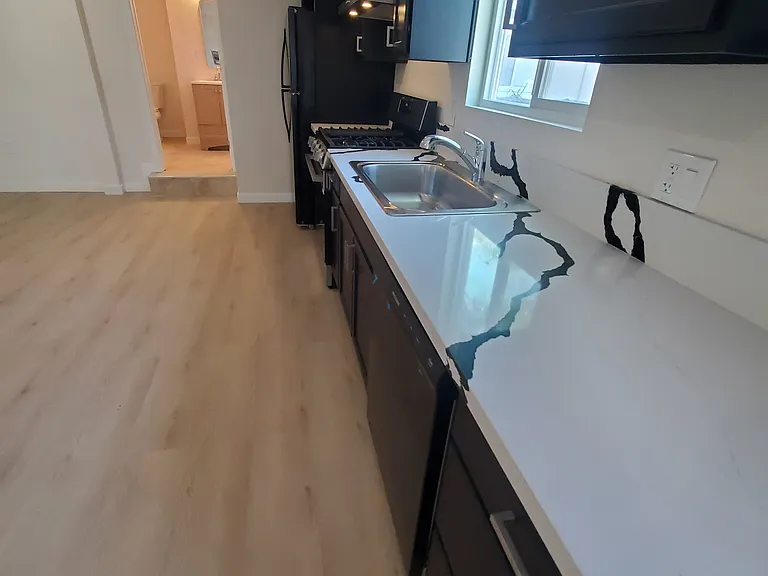 104 Westdale Ct — Photo 15