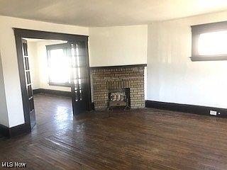 3rd image of 1404 E 112th St