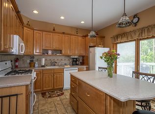 71 W 45th St, Bayonne, NJ 07002