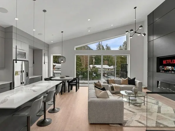 41717 Government Rd, Squamish, BC V0N 1H0