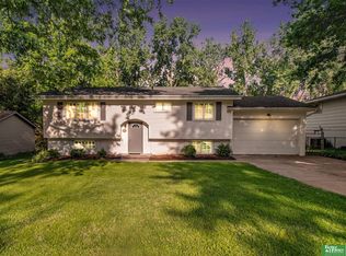 1106 Bryan Ave, Bellevue, NE 68005