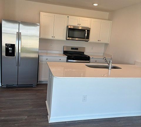 3rd image of 45 Sweet Meadow Rd #1
