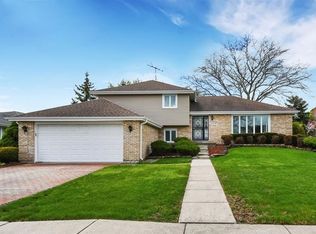 9091 Sunrise Ln, Orland Park, IL 60462