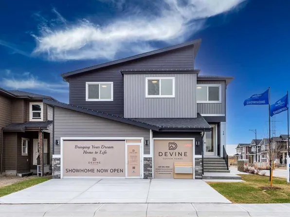 10 E Waterford Mews, Chestermere, AB T1X 3B4