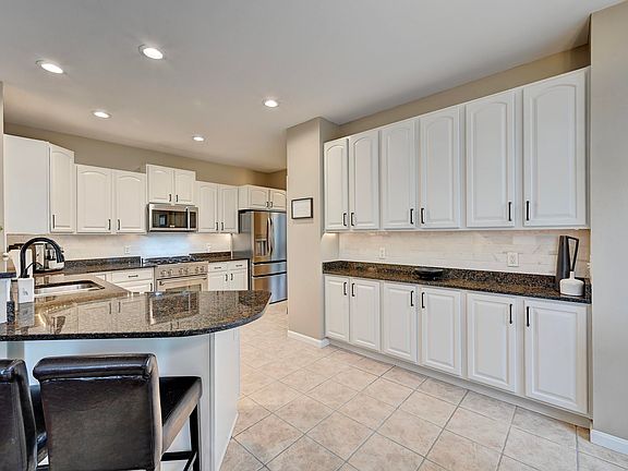 5th image of 8316 Orleans Blvd