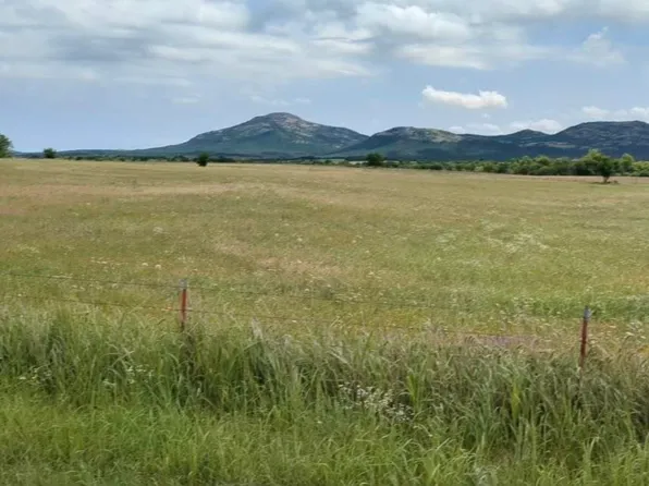 9415 NW Wolf Rd, Lawton, OK 73507