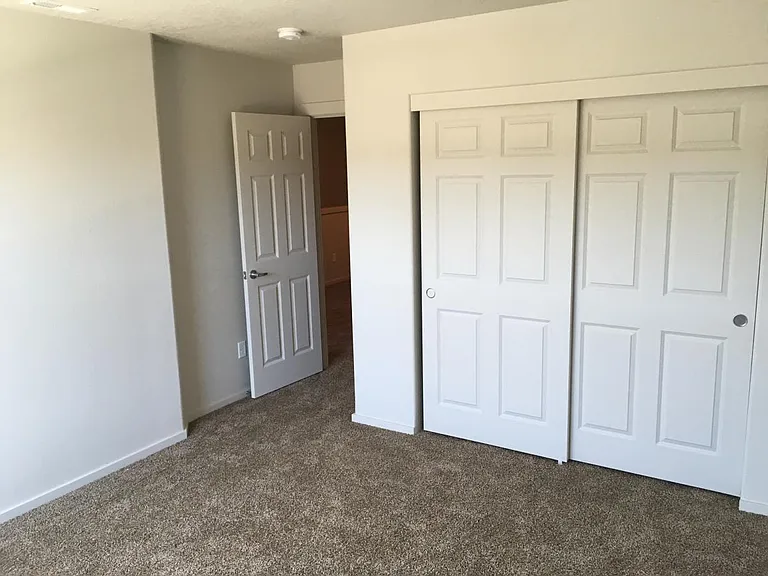 bedroom2