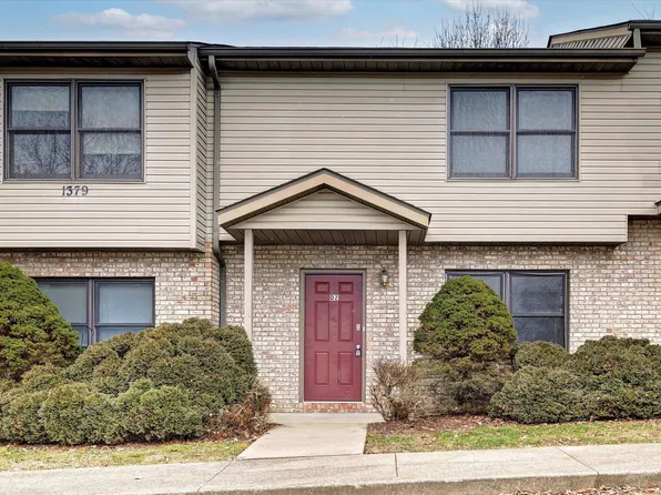 1379 W Allen St #D2, Bloomington, IN 47403