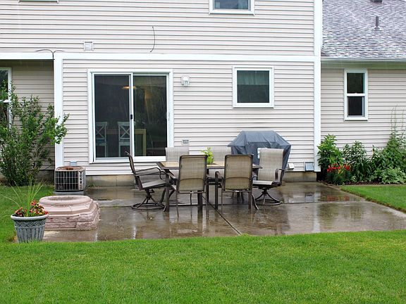 4th image of 8283 Sherwood Dr