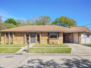 4801 Geranium Dr, Marrero, LA 70072