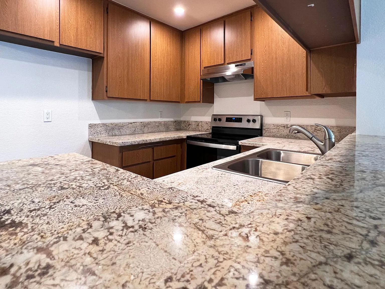 1 bed, $2,100 — Photo 1