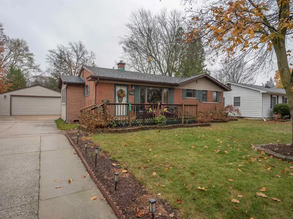 3308 Sharon Rd, Midland, MI 48642
