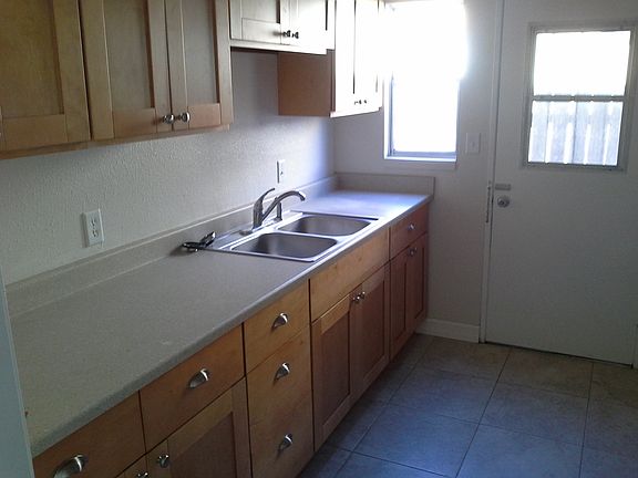 2nd image of 736 Madison Ave APT A