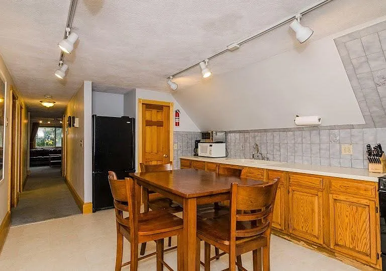 69 Coolidge Rd #3 — Photo 4