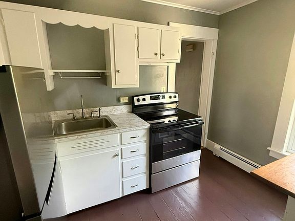 4th image of 40 Highland St #C