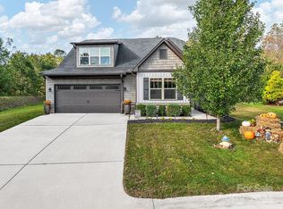 71 Brown St, Weaverville, NC 28787