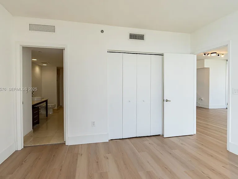 495 Brickell Ave #2102 — Photo 25