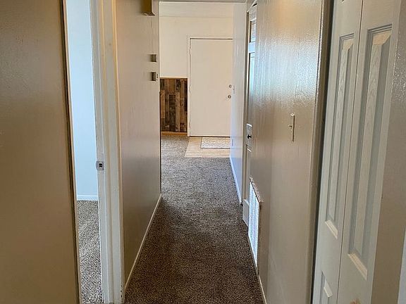 5th image of 20780 Woodward St