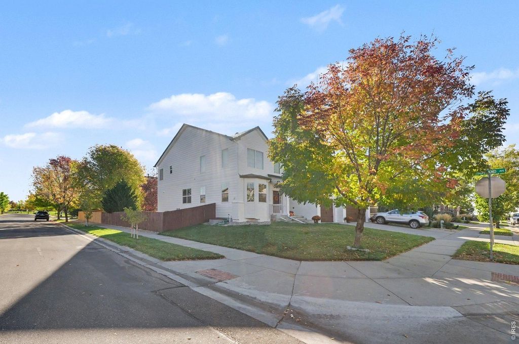 5942 Graphite St