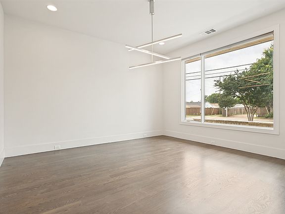5th image of 7714 Roper St