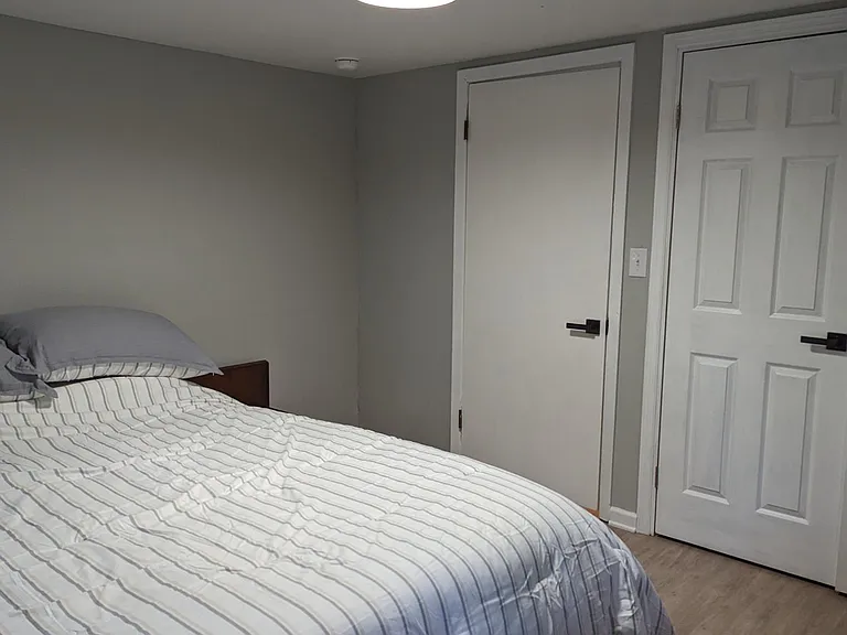 918 Gertrude Ave — Photo 17