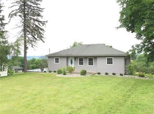 2518 Spangler Rd, Hermitage, PA 16148