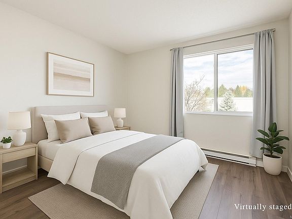 3rd image of 1050 Braidwood Rd #409