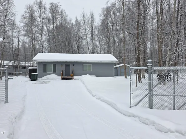 24019 Pillow Cir, Chugiak, AK 99567