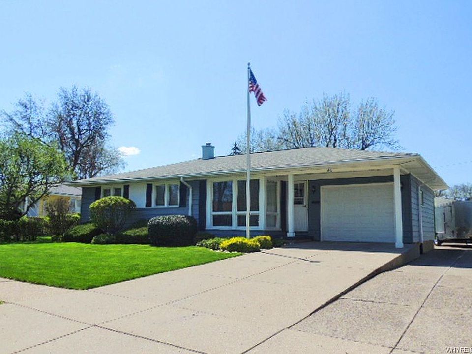 1st image of 446 Lynbrook Ave