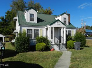 200 Main St W, Mount Carmel, TN 37645