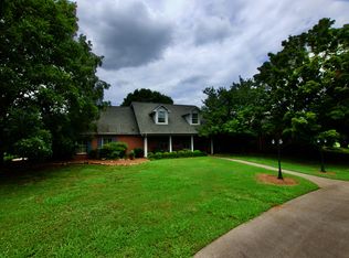 1208 Hitch Rd, Maryville, TN 37804