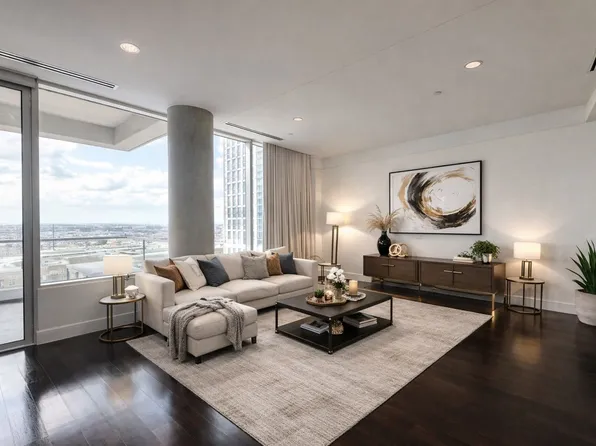 2408 Victory Park Ln, Dallas, TX