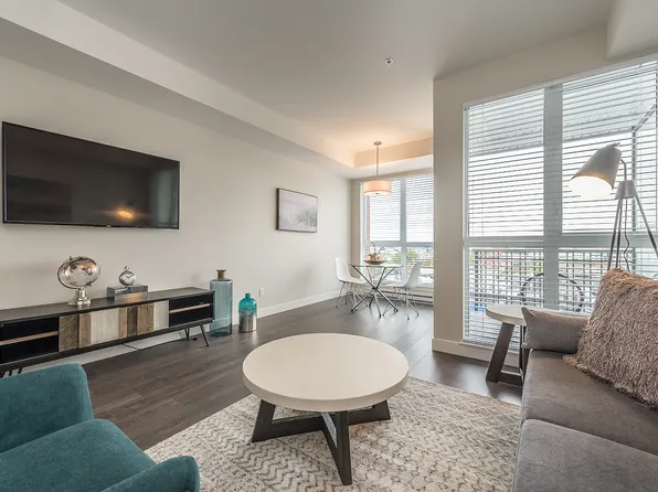 (undisclosed Address), Victoria, BC V8W 1S8