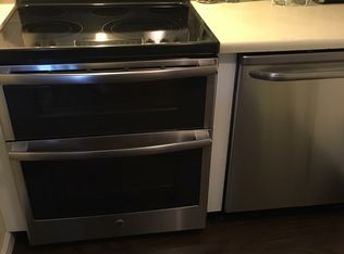 135 English Village Rd APT 201, Manchester, NH 03102