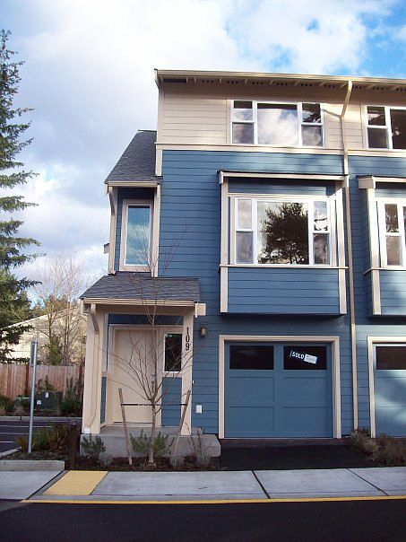 1st image of 18220 70th Ln Ne 109