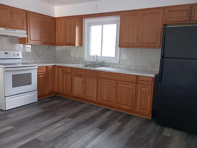 1A Saybrook Dr — Photo 1