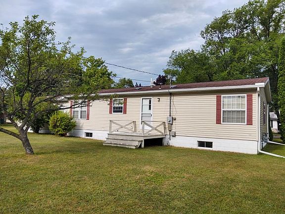 3rd image of 428 W Brege Dr
