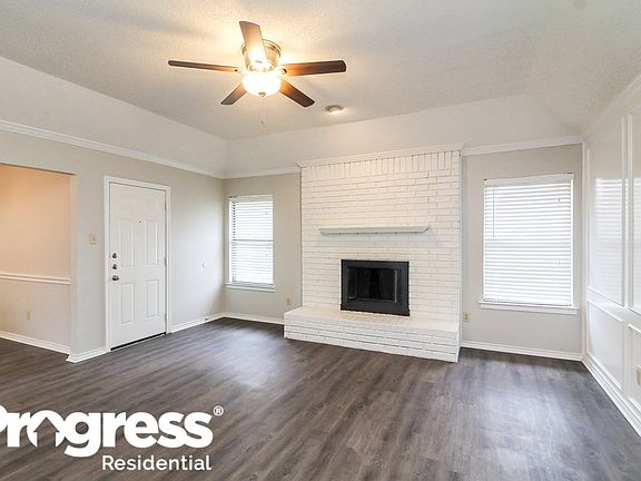 2nd image of 4836 Barberry Dr